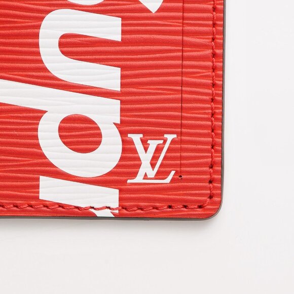 Louis Vuitton x Supreme LIMITED EDITION Black Epi Leather Luggage Tag Hypebeast - Picture 11 of 15